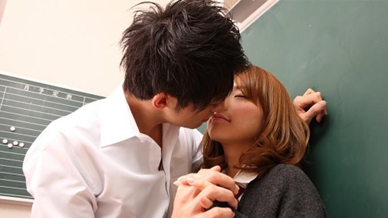 Очаровательные и сексуальные толстые японки разделись специально для любителей эротики